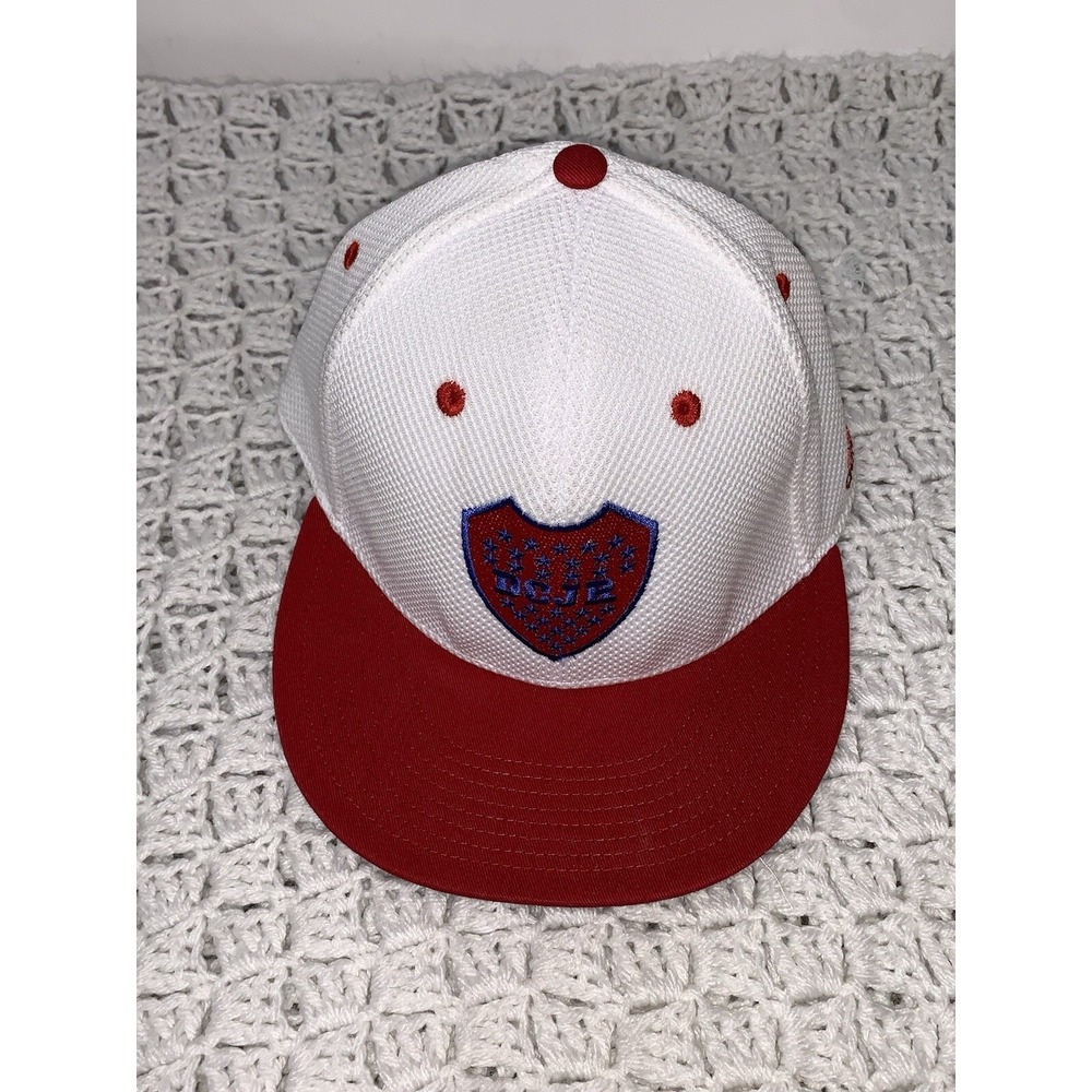 Adidas  Hat Sz L /XL White/red DCJR  Mesh  Blanket Fitted‎ A2L001